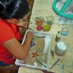 Cursos de capacitação em artes, no Além da Rua Atelier