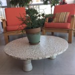 Novas mesas de mosaico, e uma na casa dos clientes