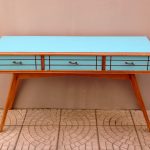 Penteadeira da década de 60 transformada em aparador - Pintura de móveis