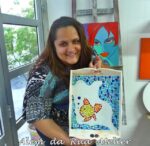 Minha aluna Luciana e sua bandeja de mosaico